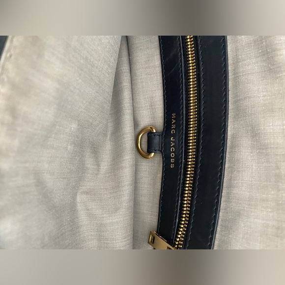 !!SOLD!! MARC JACOBS LEATHER SHOULDER BAG - Picture 7 of 9
